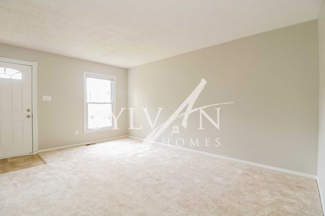 14 Mitnick Ct - Photo 3 of 15