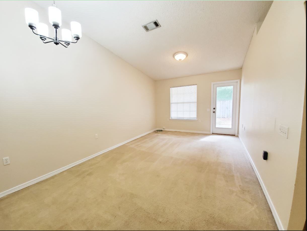 9580 Cobblebrook Dr - Photo 4 of 13