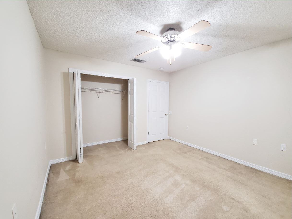 9580 Cobblebrook Dr - Photo 6 of 13