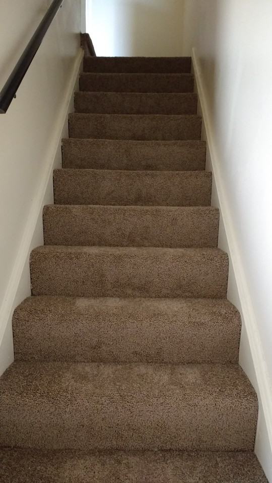 711 E 18th St - Photo 3 of 11