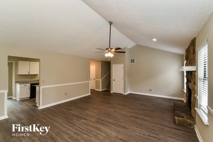 3531 Sandra Dr - Photo 3 of 15
