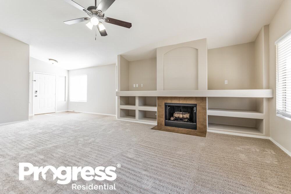 1380 E Sheffield Ave - Photo 5 of 16