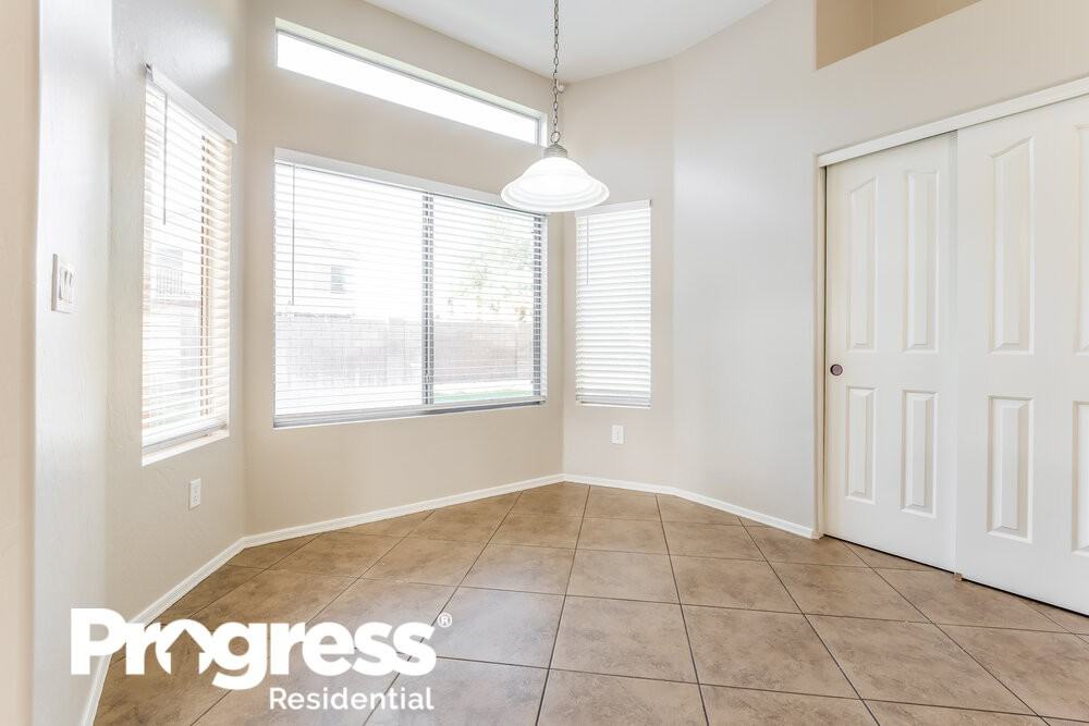 1380 E Sheffield Ave - Photo 6 of 16