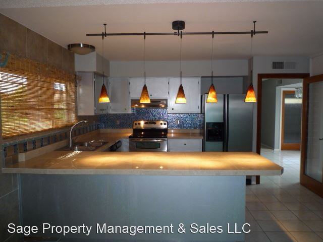 809 N 86th Pl - Photo 3 of 15