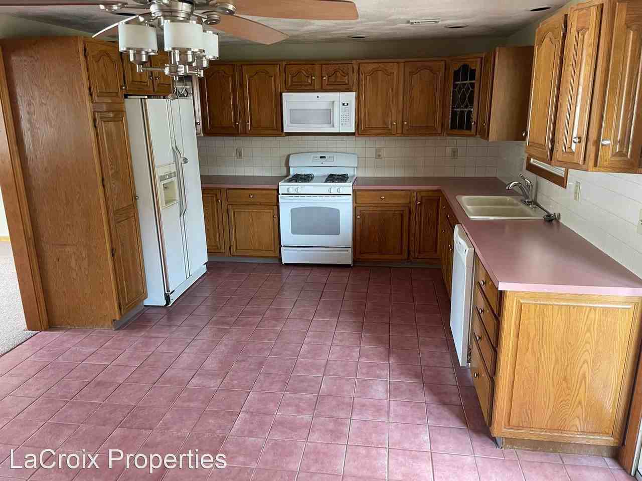 Winthrop Avenue - Photo 3 of 24