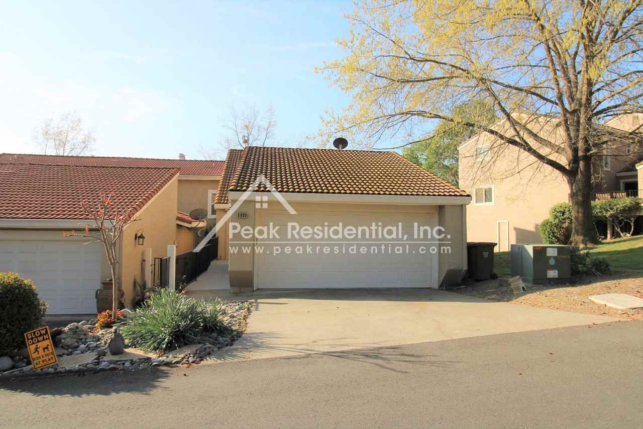 6988 Carreta Ln - Photo 2 of 26