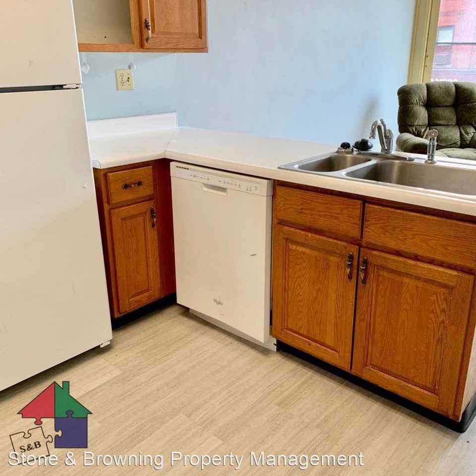 188 North Main St - Photo 2 of 9