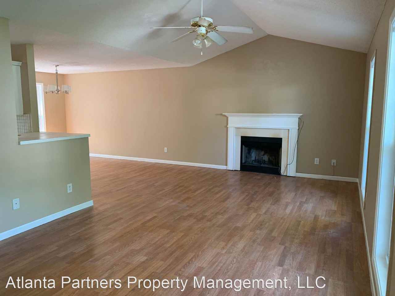 5920 April Dr - Photo 2 of 12