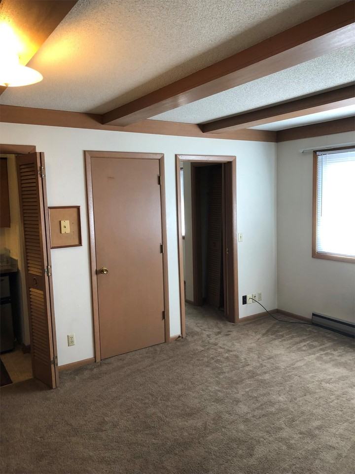 2012 Cedar St #9 - Photo 3 of 4