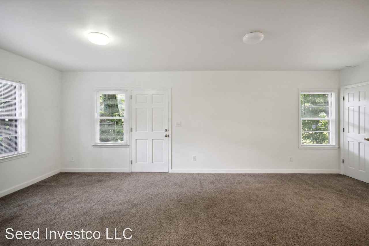 2542 Melinda Dr - Photo 3 of 7