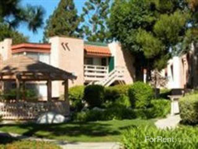 South Coast Racquet Club Apartments - Photo 3 of 32