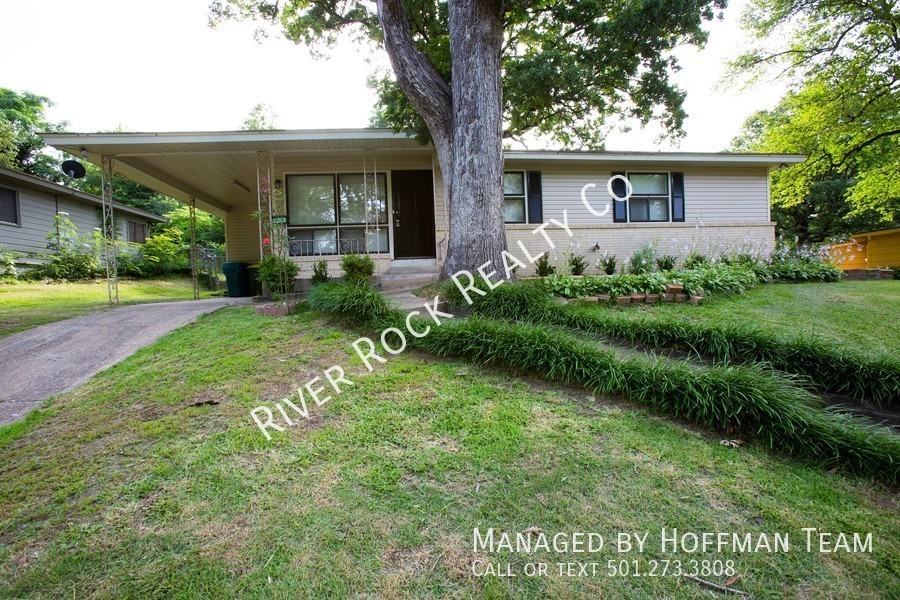 4 Delrose Dr - Photo 2 of 16