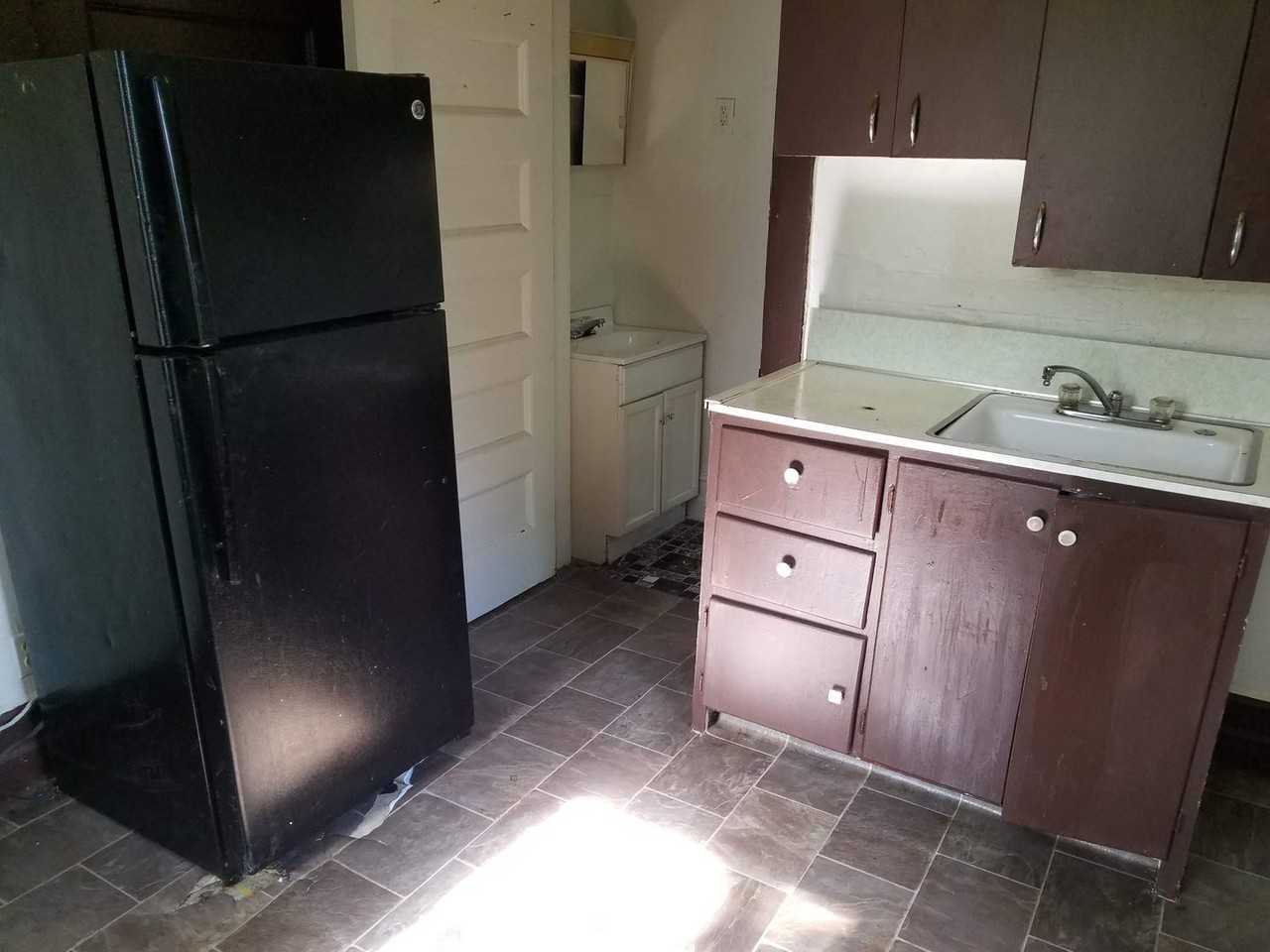 137 E Wallace Ave, New Castle, PA 16101, USA 2 unit Rentals Zumper