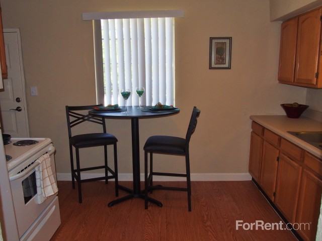 Clearwater Oaks Townhomes Apartments 1121 Druid Rd S, Clearwater, FL