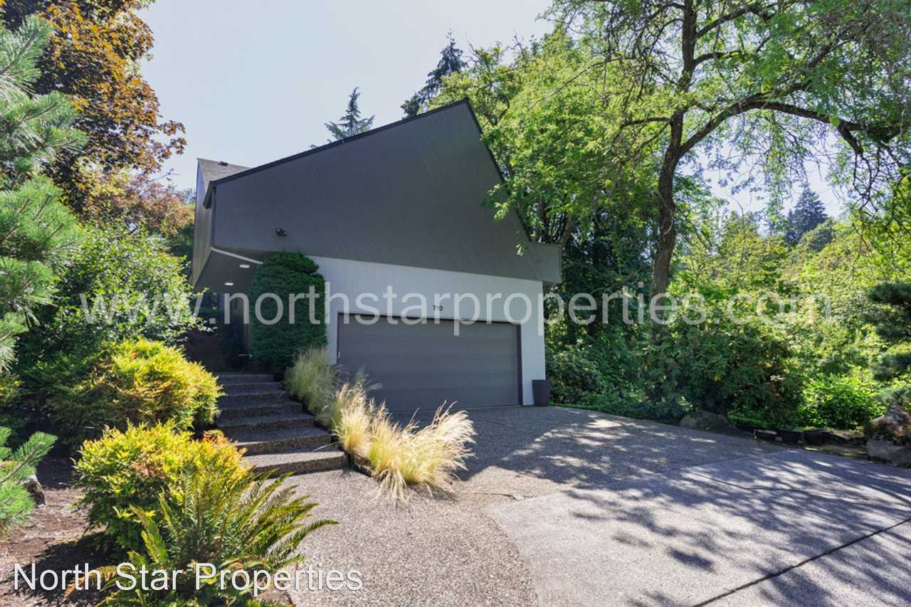 710 Nw Winchester Ter - Photo 3 of 47