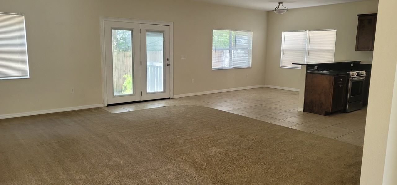 3116 W Hartnett Ave - Photo 2 of 20