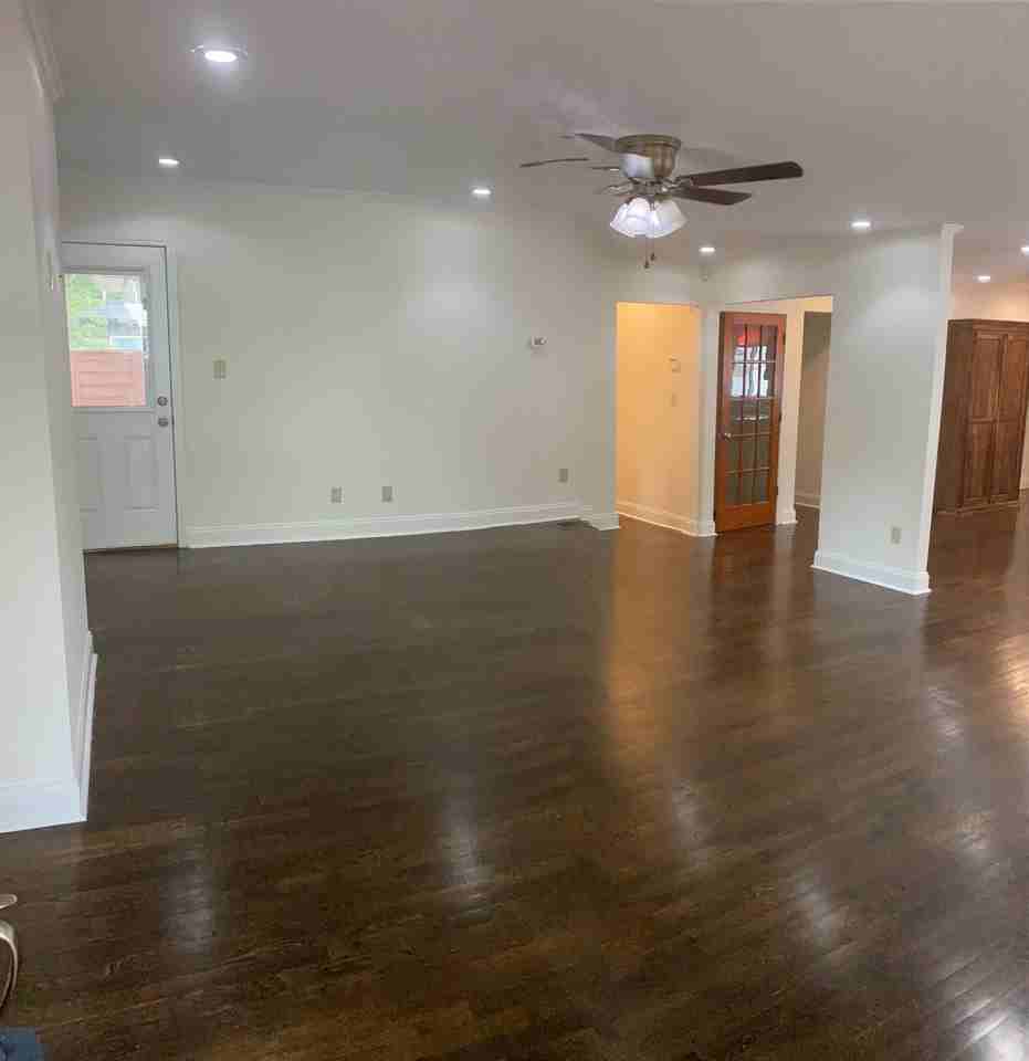 213 Lansdowne Ave - Photo 2 of 50