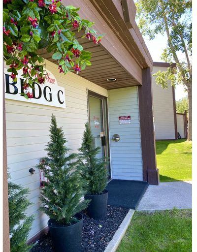 418 Collinge Rd - Photo 2 of 24