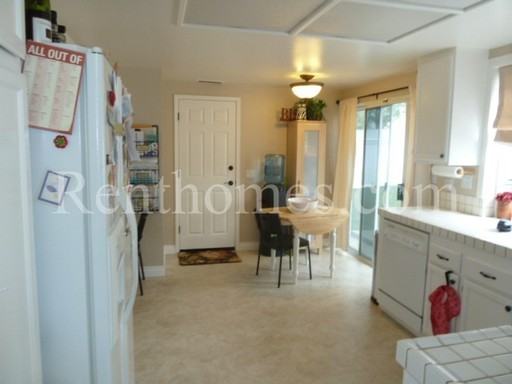 14473 N Church Square - Photo 2 of 19