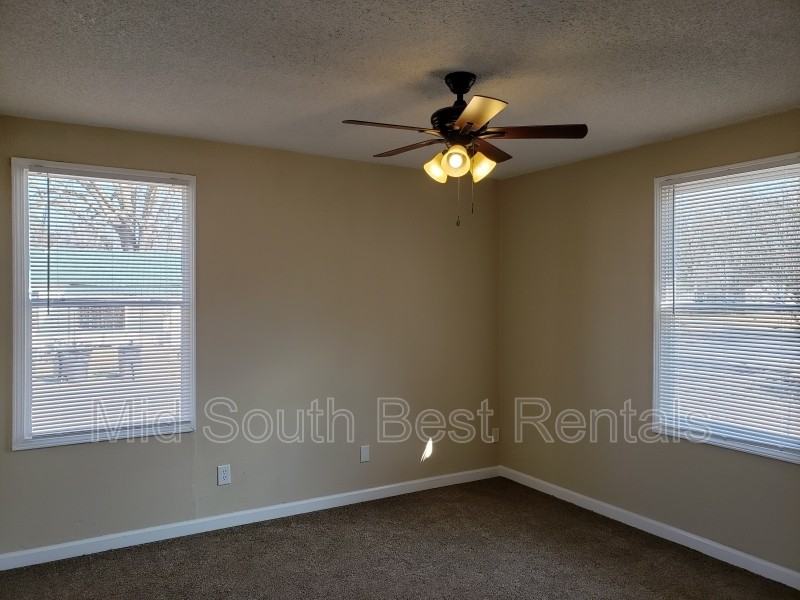 135 Galloway Cir - Photo 4 of 6