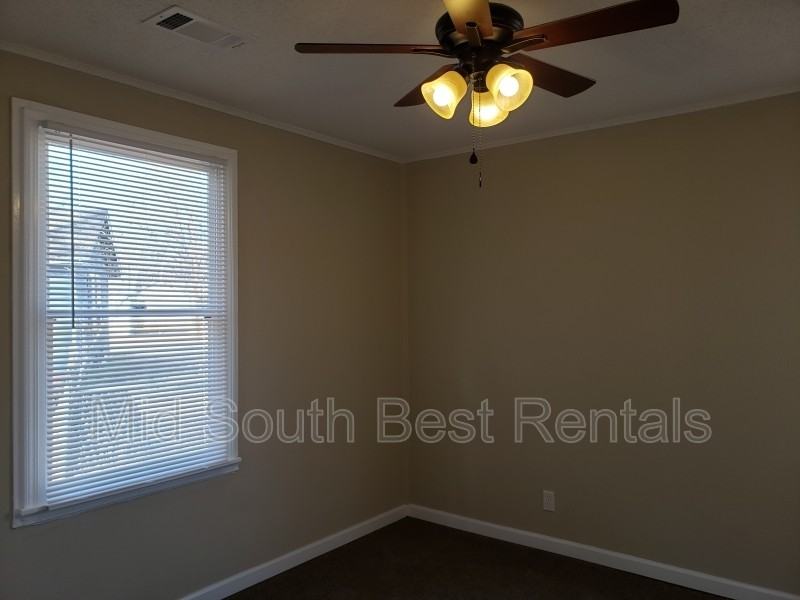 135 Galloway Cir - Photo 5 of 6