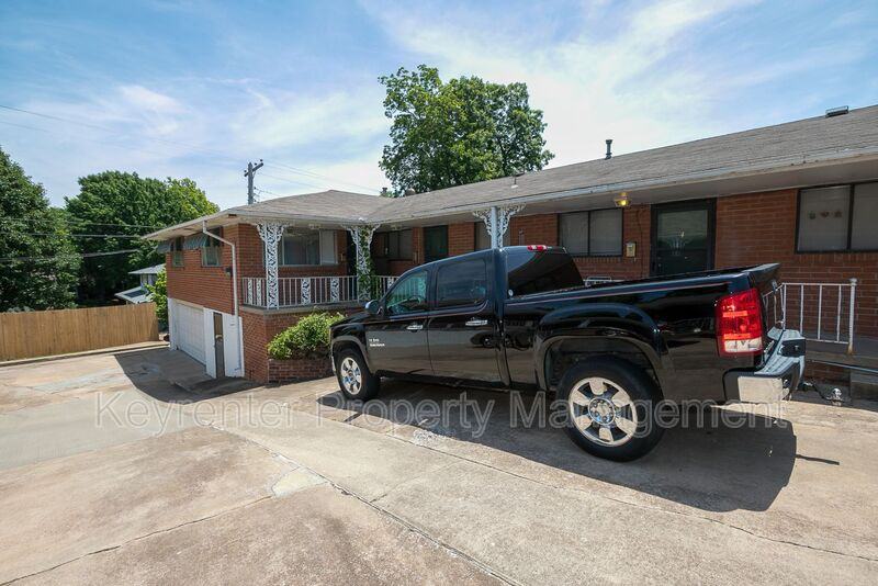 1403 S Frisco Ave #6 - Photo 3 of 42