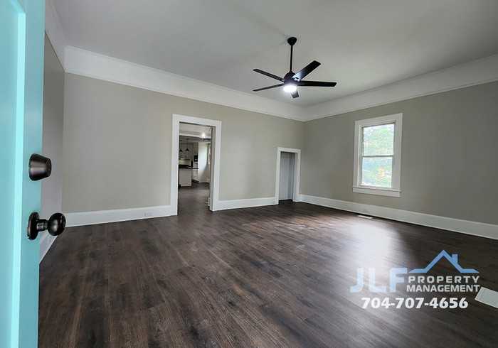 809 Delane St - Photo 3 of 23