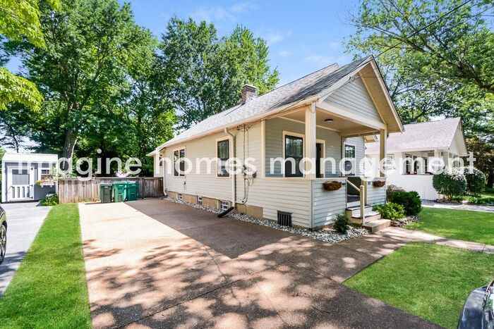 837 Providence Ave - Photo 3 of 19
