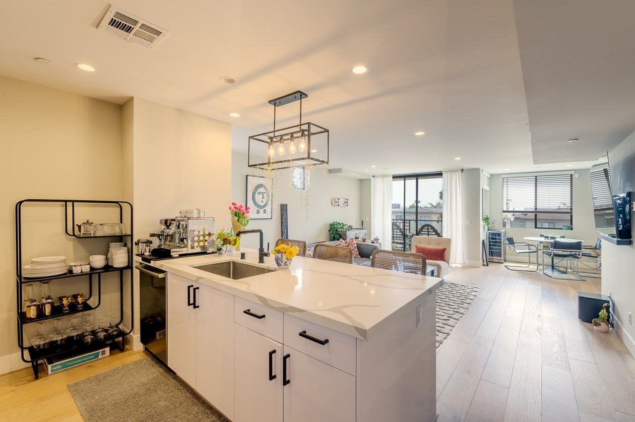 Bayview Townhomes at Point Loma - Photo 3 of 21