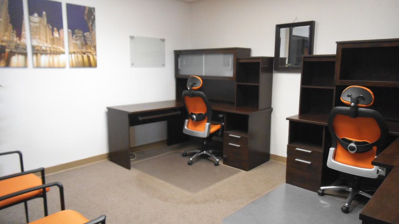 2114 F St #B - Photo 2 of 7