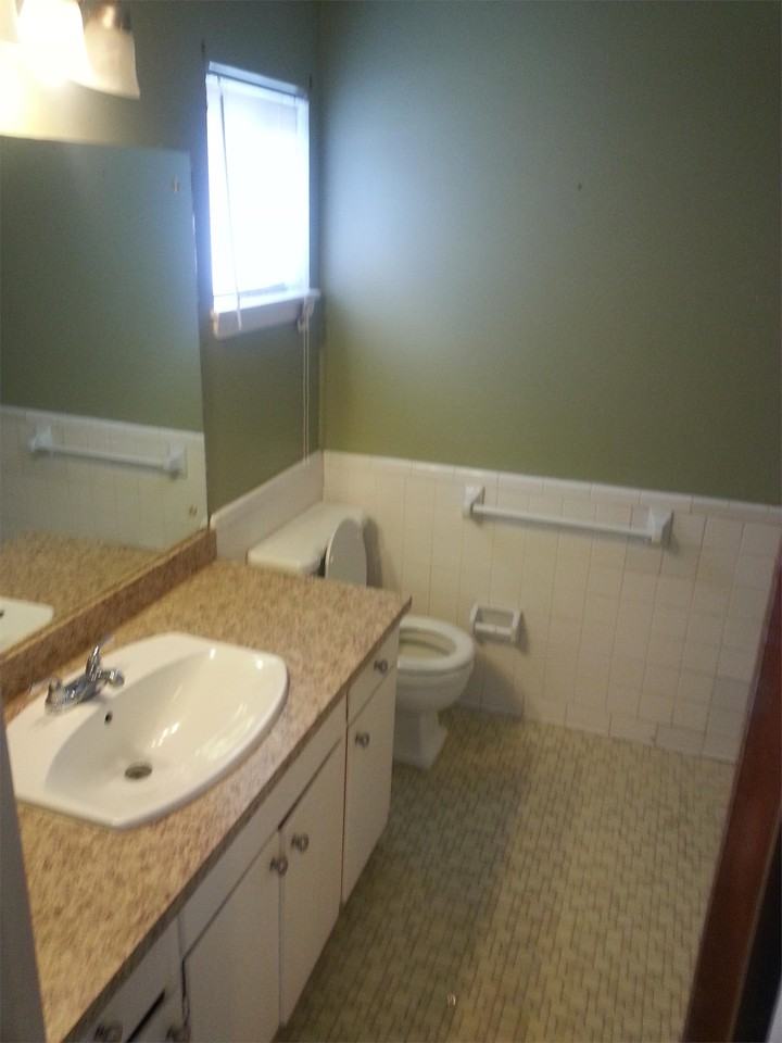 1231 Summer Ln #1 - Photo 3 of 11