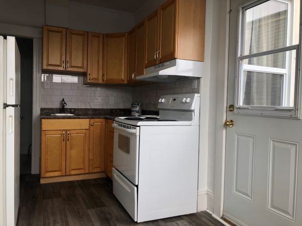 45 Pitt St #5 - Photo 2 of 18