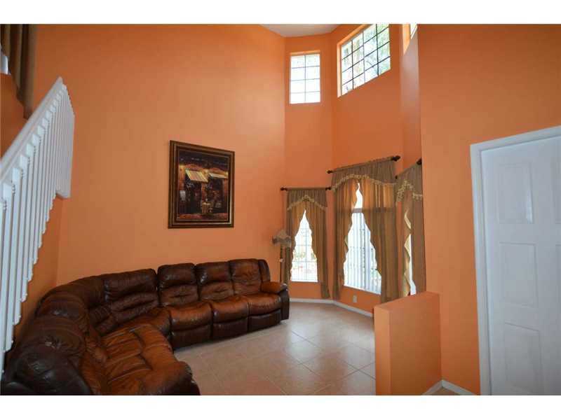 6181 SW 195th Ave - Photo 2 of 12