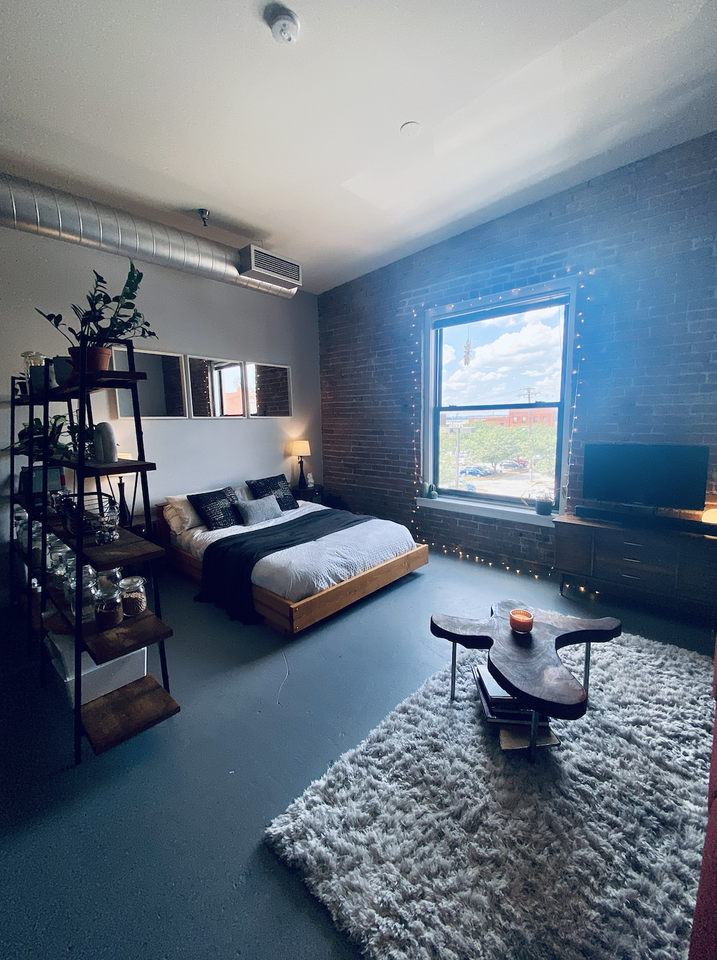 412 Delaware Street #412-303 - Photo 6 of 14