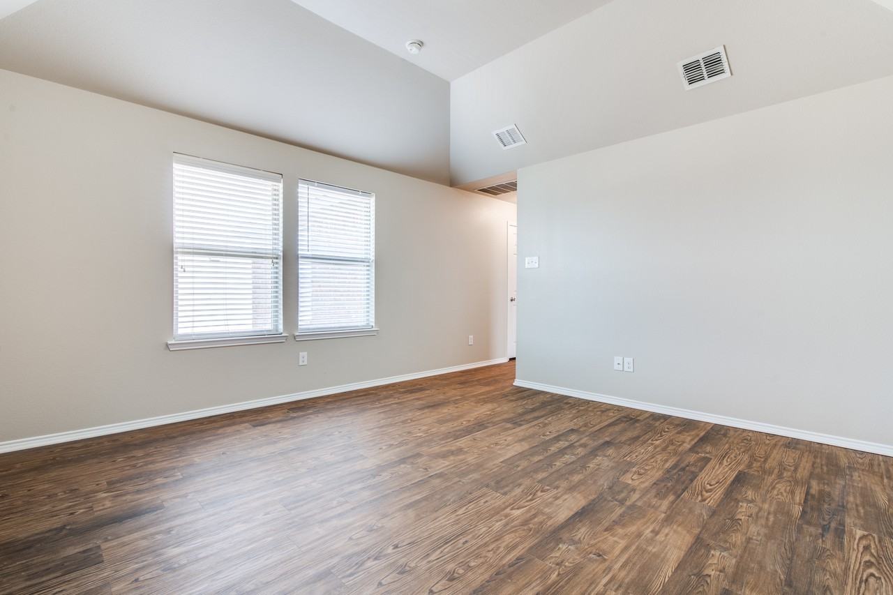 1229 Land Oak Rd #1 - Photo 5 of 7