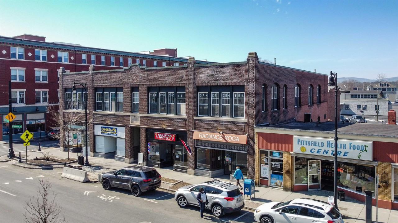 401 North Street, Pittsfield, MA 01201 #401 - Photo 2 of 5