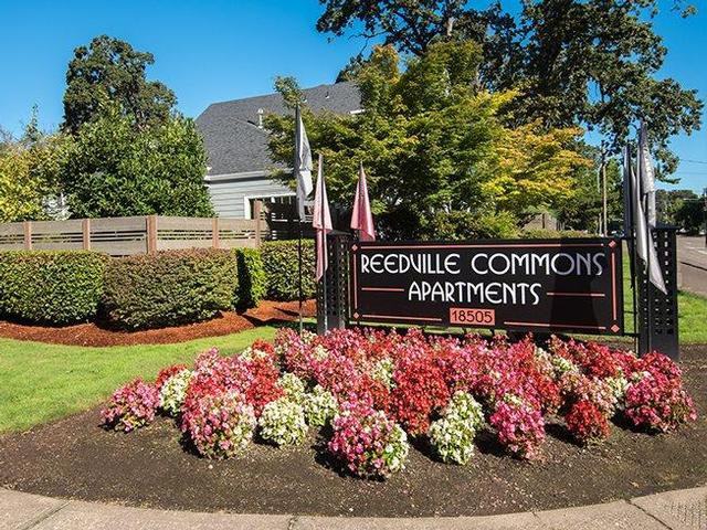 18505 Sw Stubblefield Way - Photo 3 of 14