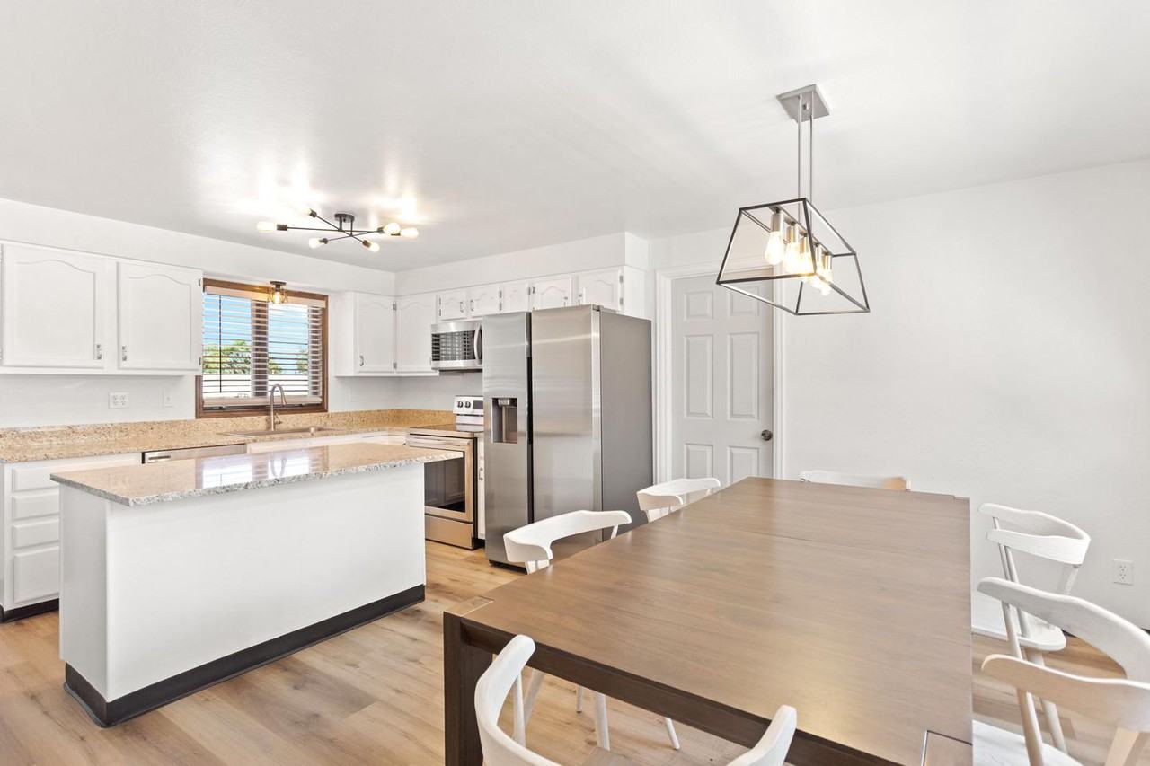 Classic Lakewood ranch-style home minutes from Sloan’s Lake - Photo 5 of 23