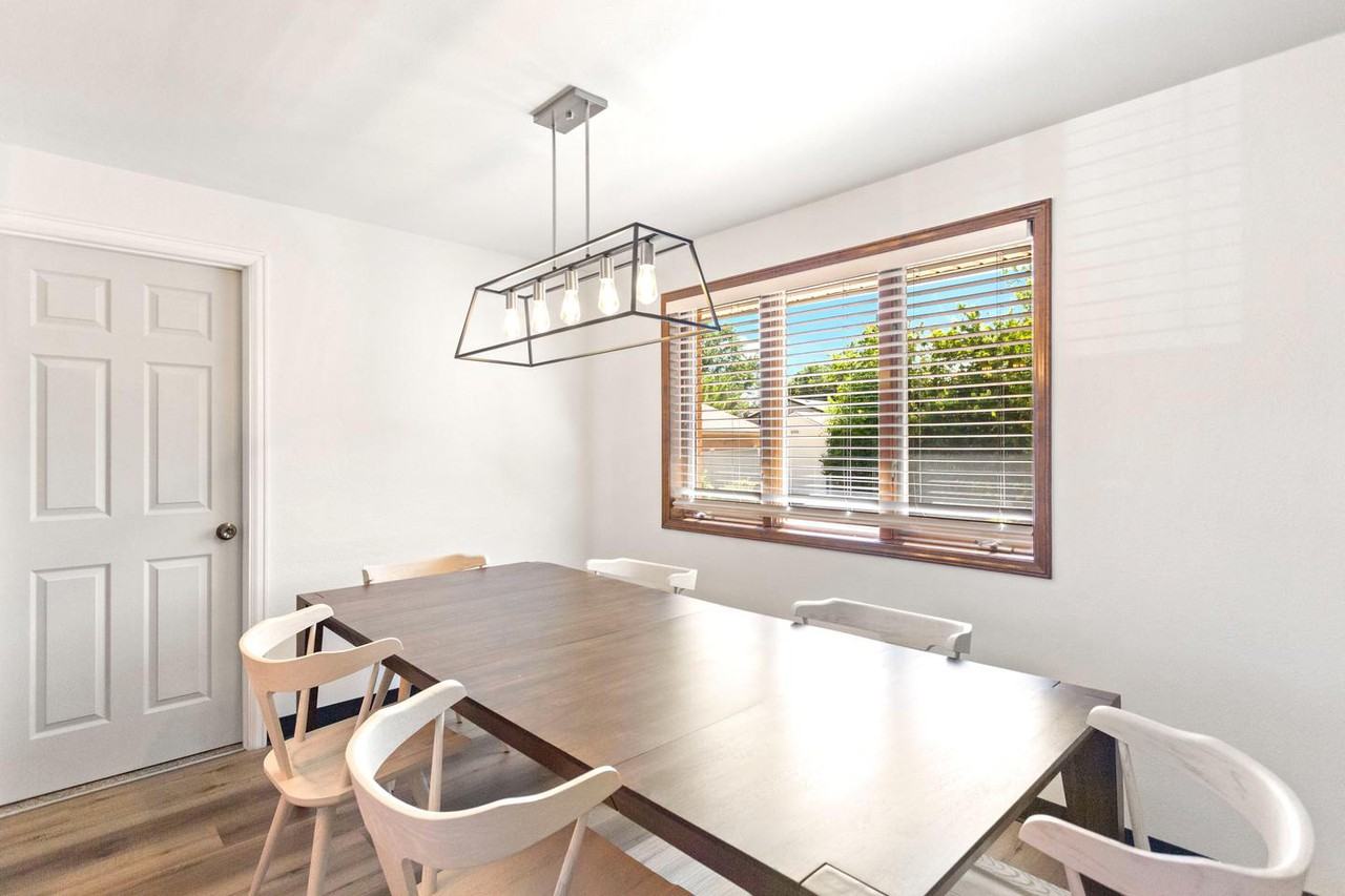 Classic Lakewood ranch-style home minutes from Sloan’s Lake - Photo 6 of 23