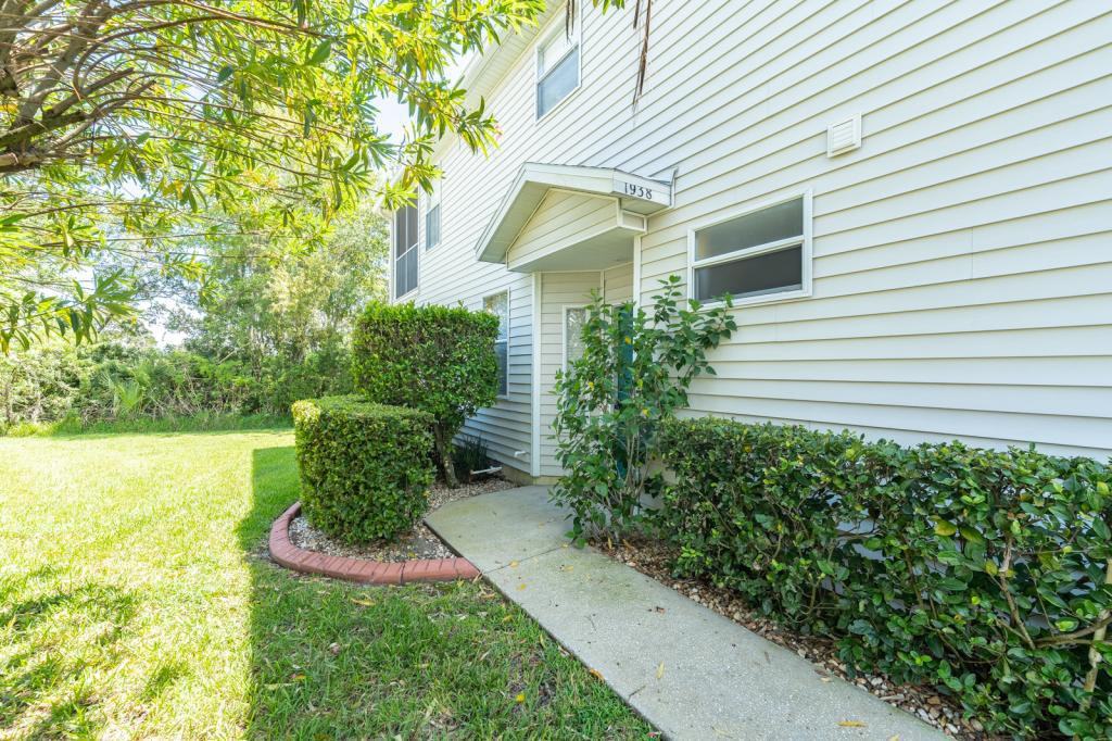 1938 Heron Cove Dr - Photo 2 of 24