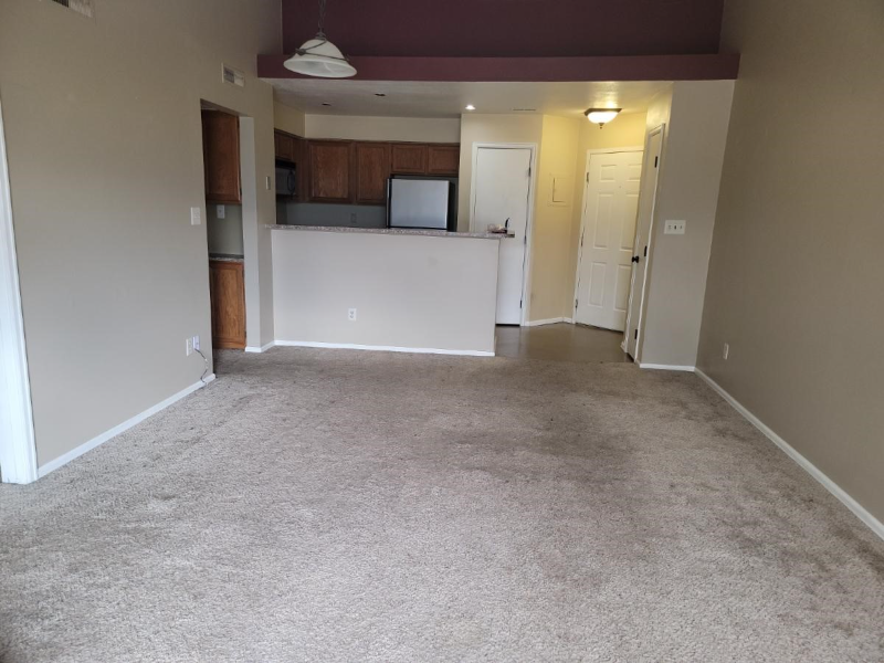 1074 Acapulco Ct - Photo 5 of 14