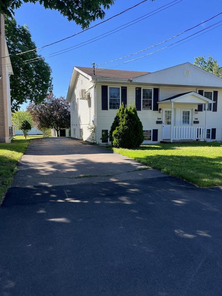 344 Hennessey Rd, Moncton, NB E1A 4Y5, CAN 2 unit Rentals Zumper