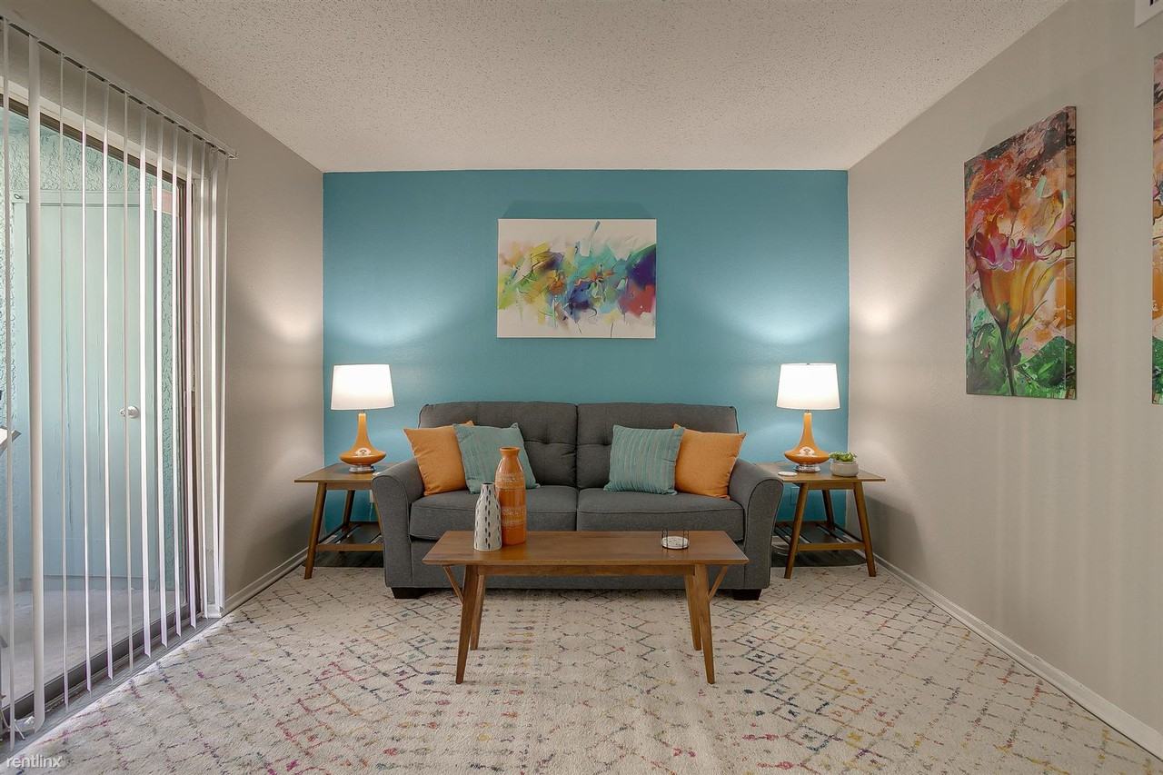 1501 E Lamar Blvd #199 - Photo 2 of 30