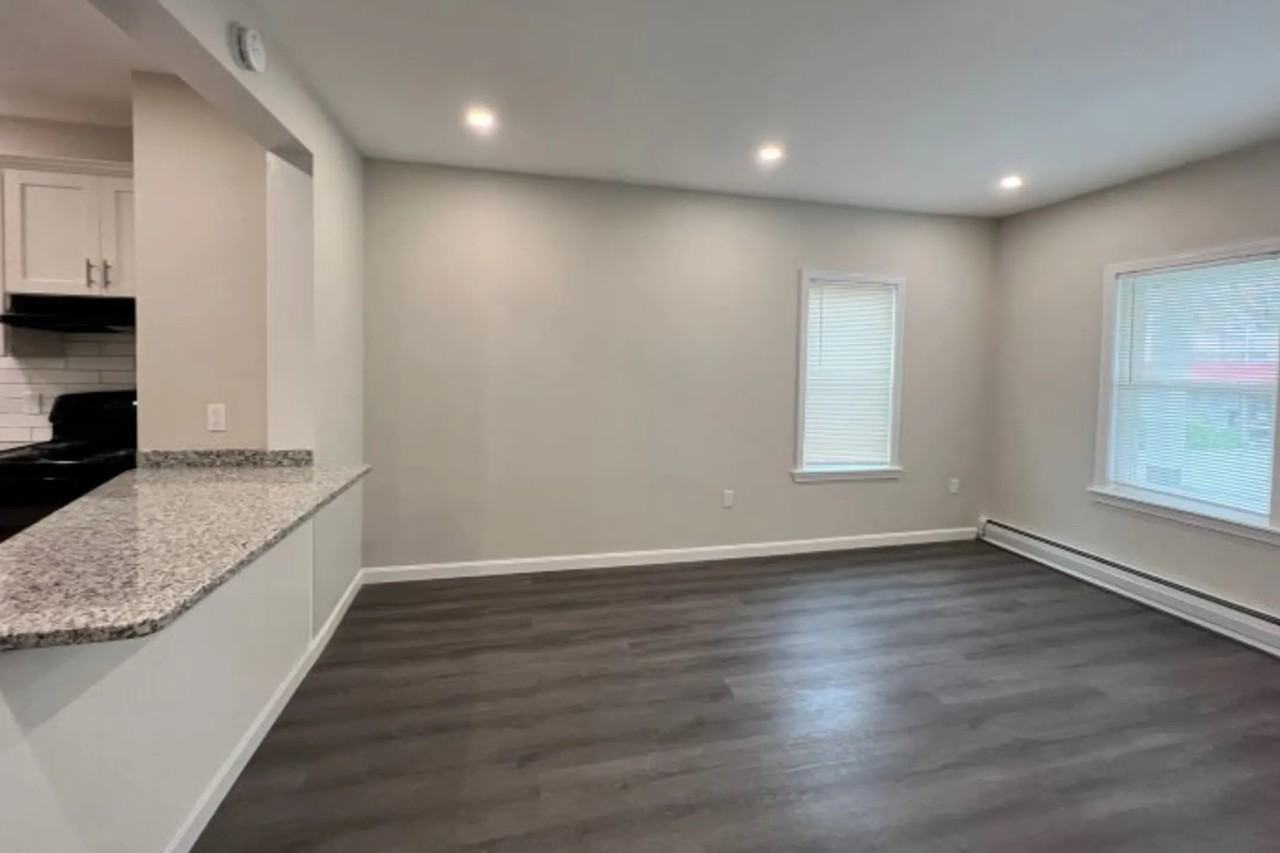 365 Broadway - Photo 3 of 12