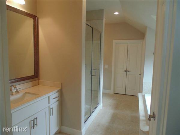 4100 Emerson Ave - Photo 3 of 4