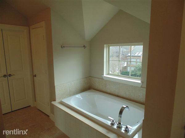 4100 Emerson Ave - Photo 2 of 4