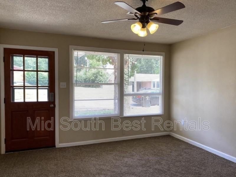 28 Hiland Pl - Photo 2 of 6