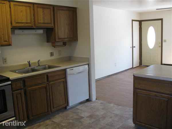 306 W 5th Ave - Photo 2 of 10