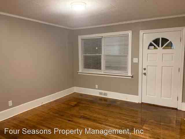 1424 Anderson St - Photo 2 of 10