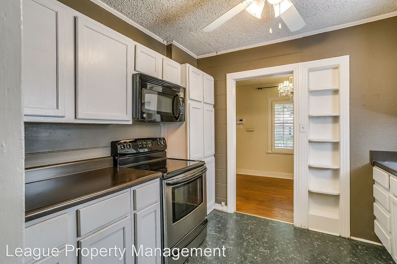 3824 Birchman Ave - Photo 3 of 13